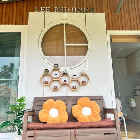 Hotel Lee Red House à Ban Lak Uan Extérieur photo