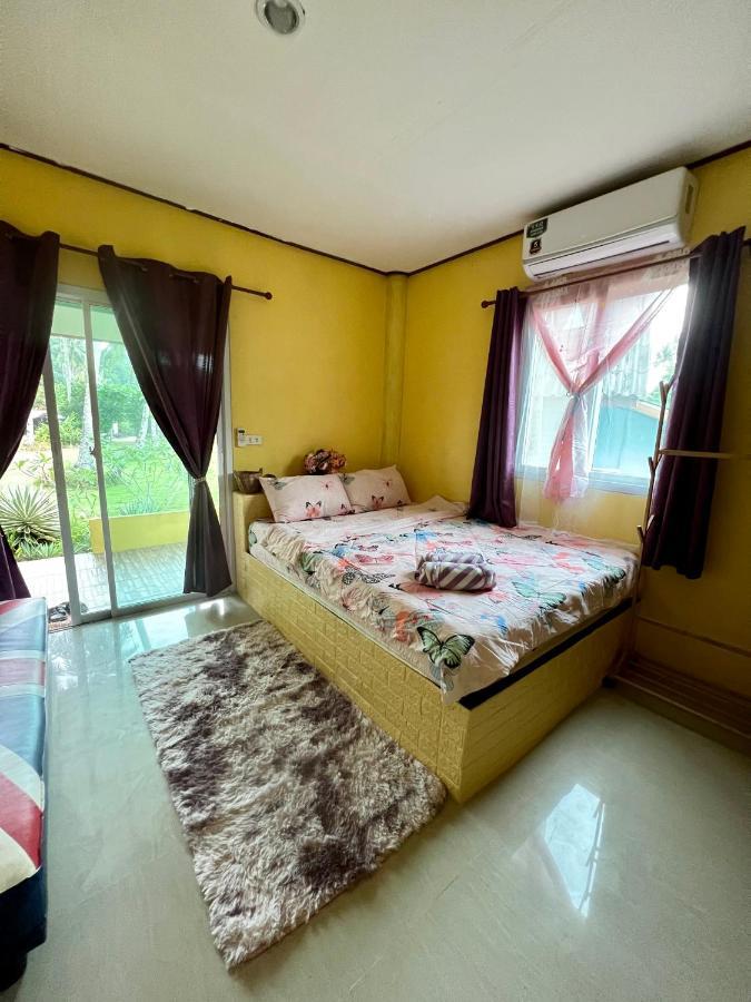 Hotel Lee Red House à Ban Lak Uan Extérieur photo